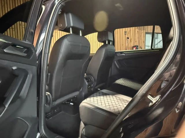 Volkswagen Tiguan DSG IQ.Drive R-Line