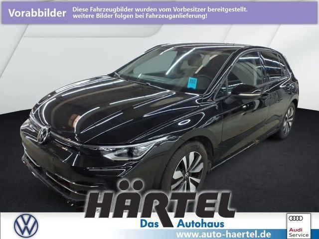 Volkswagen Golf 1.5 eTSI DSG