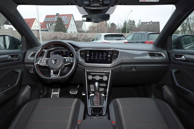 Volkswagen T-Roc 1.5 TSI DSG Sport