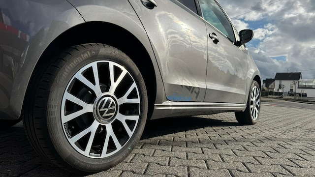 Volkswagen e-up! Move Move up!