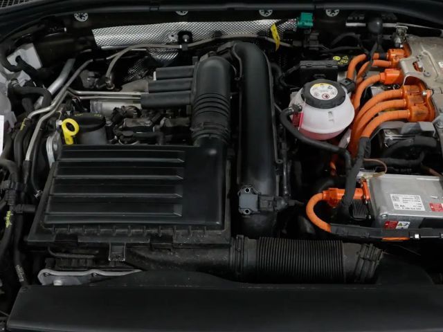 Skoda Superb Combi iV