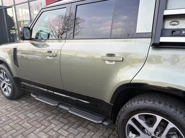 Land Rover Defender 110 D200 Dynamic SE