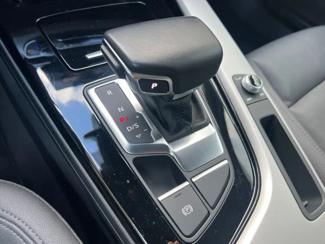 Audi A4 35 TFSI Avant S-Line