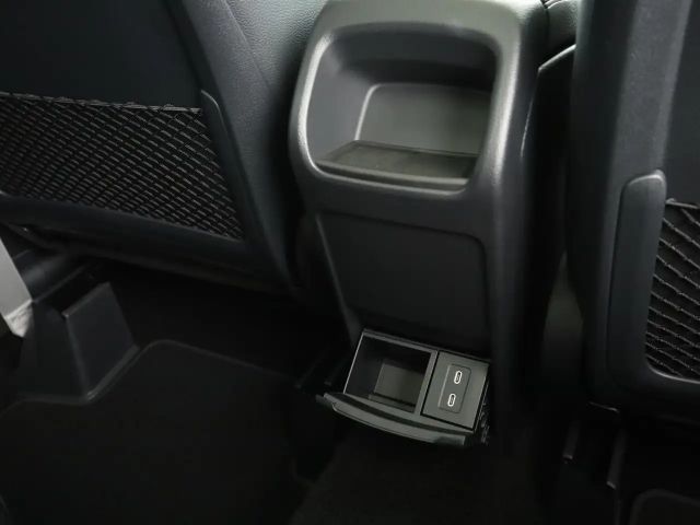 Mercedes-Benz GLA 200 AMG Line