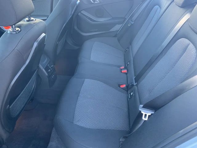 BMW 118 118i Advantage pakket Sedan