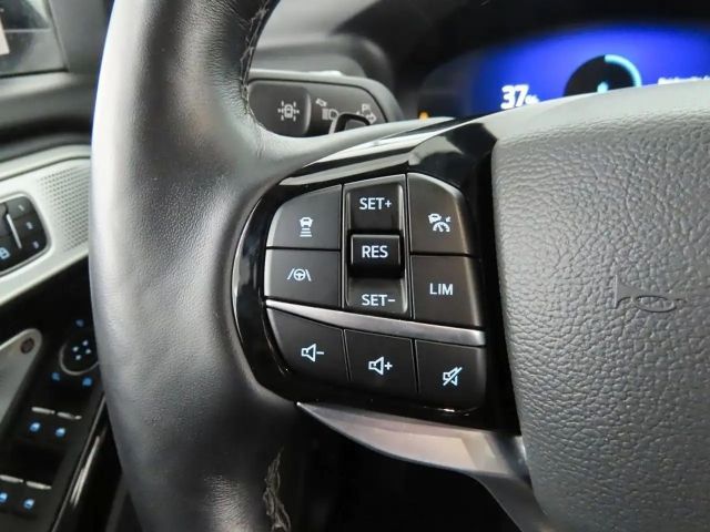 Ford Explorer Platinum Plug in Hybrid