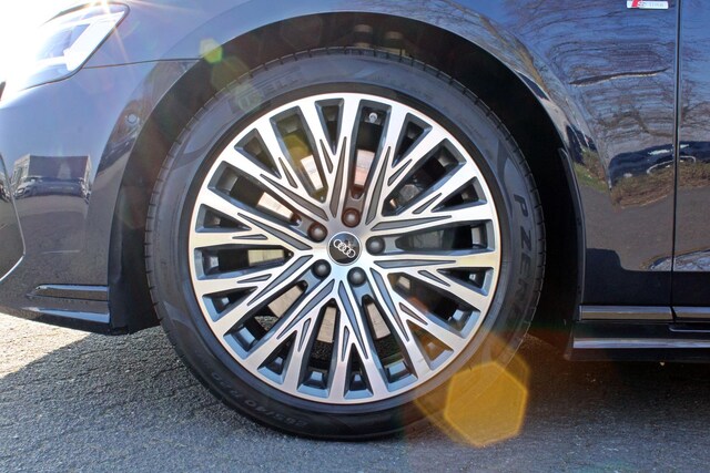 Audi A8 55 TFSI Lang Quattro