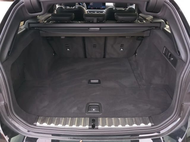 BMW 320 320d M-Sport Touring