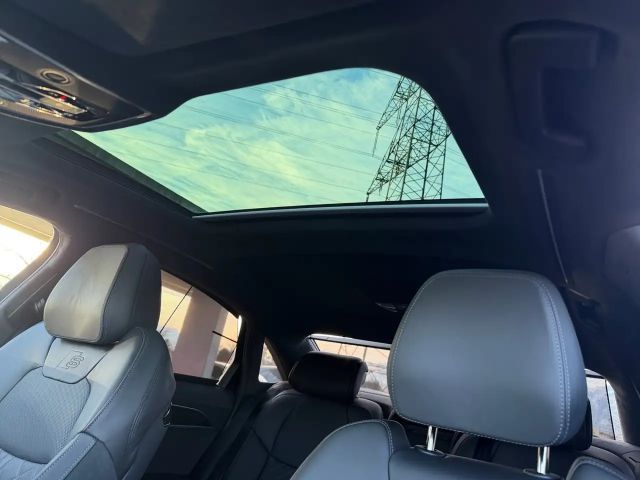 Audi A8 60 TFSI Hybride Quattro