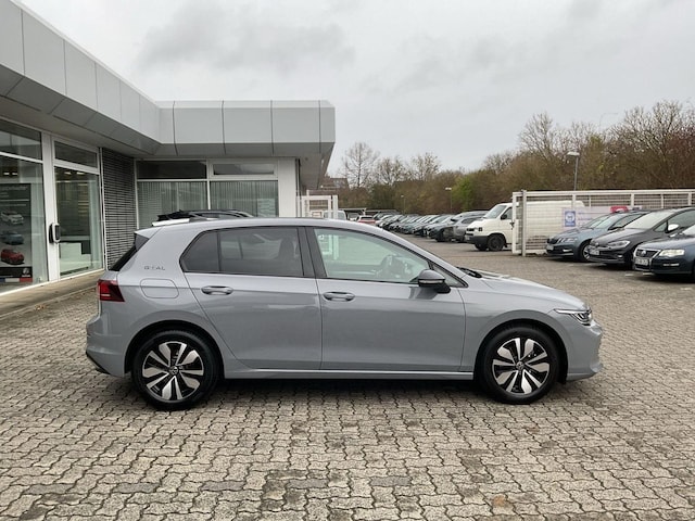 Volkswagen Golf 1.5 eTSI DSG Golf VIII