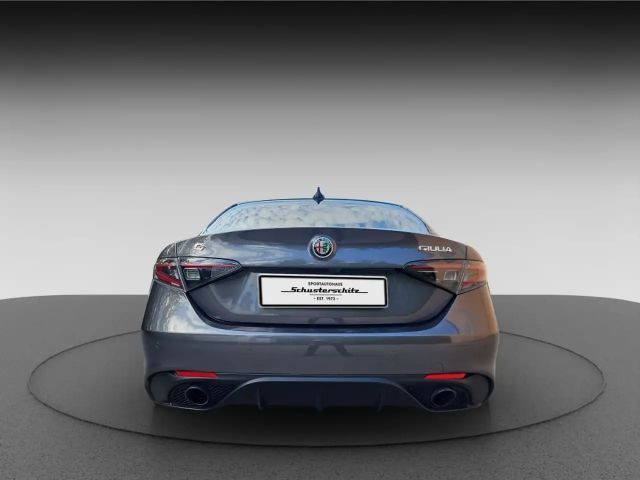 Alfa Romeo Giulia AT8 Q4 Veloce