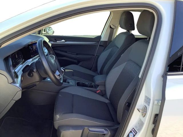 Volkswagen Golf 1.5 TSI Golf VIII