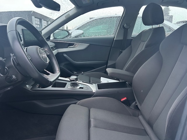 Audi A4 50 TDI Quattro S-Line Sedan