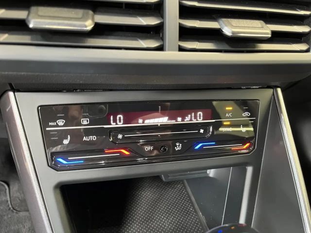 Volkswagen Taigo 1.5 TSI DSG Style