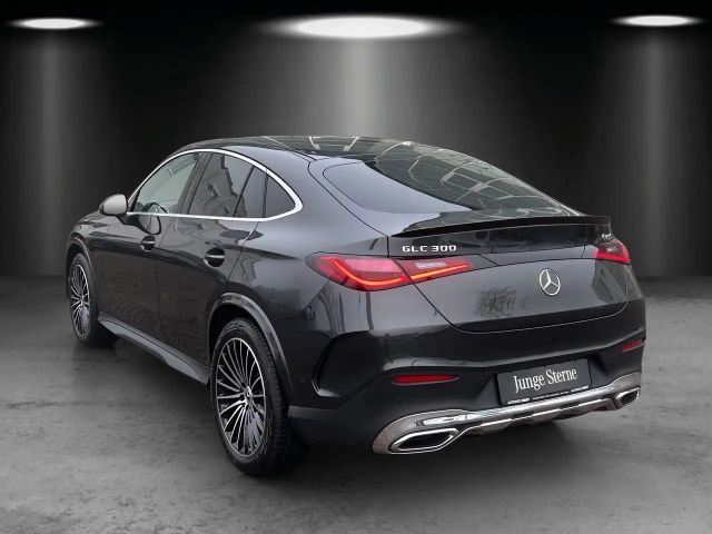 Mercedes-Benz GLC 300 4MATIC AMG Line Coupé
