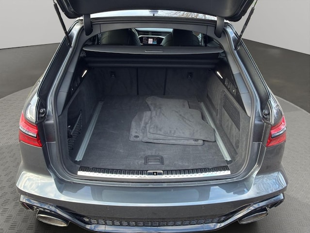 Audi RS6 Avant Quattro