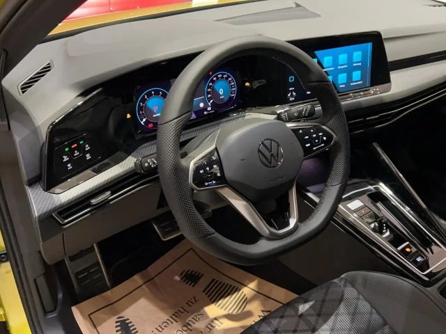 Volkswagen Golf DSG R-Line Variant