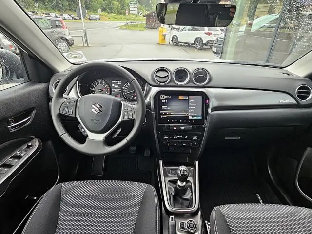 Suzuki Vitara AllGrip Hybrid Shine