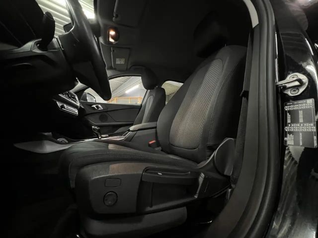 BMW 116 116d Advantage pakket Sedan