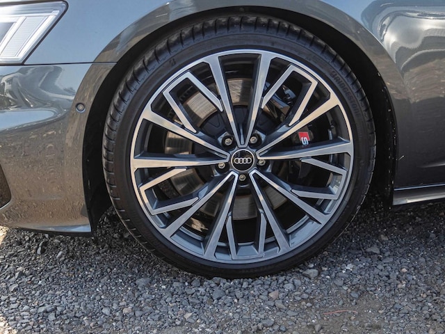 Audi S6 Avant Quattro