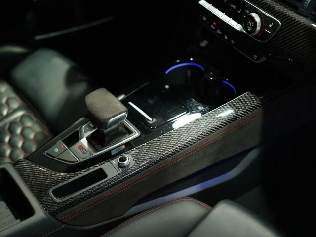 Audi RS4 Avant Quattro