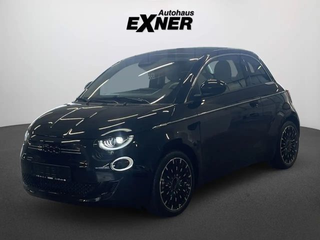 Fiat 500e La Prima