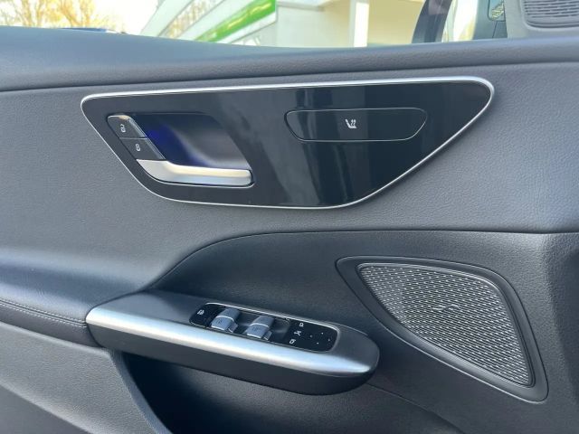 Mercedes-Benz C 300 4MATIC AVANTGARDE Estate