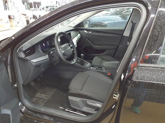 Skoda Octavia Kombi 2,0 TDI Essence *AHV*LED*VIRTUAL*