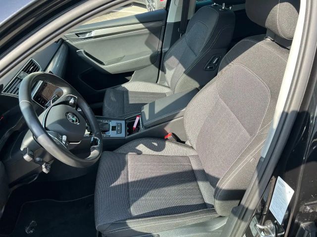 Skoda Superb 2.0 TDI Combi Style Style