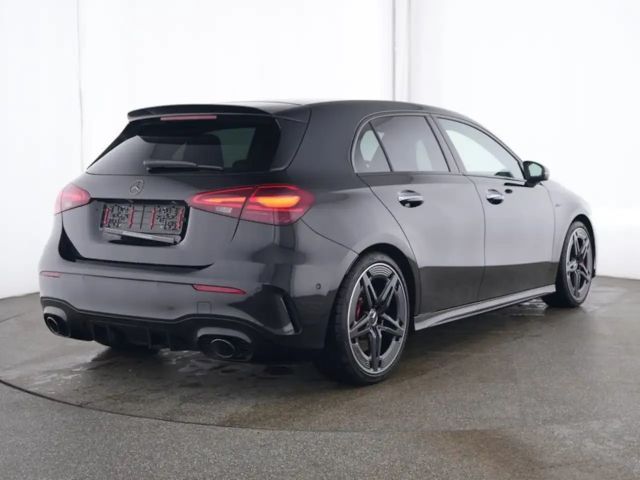 Mercedes-Benz A 35 AMG 4MATIC AMG Line