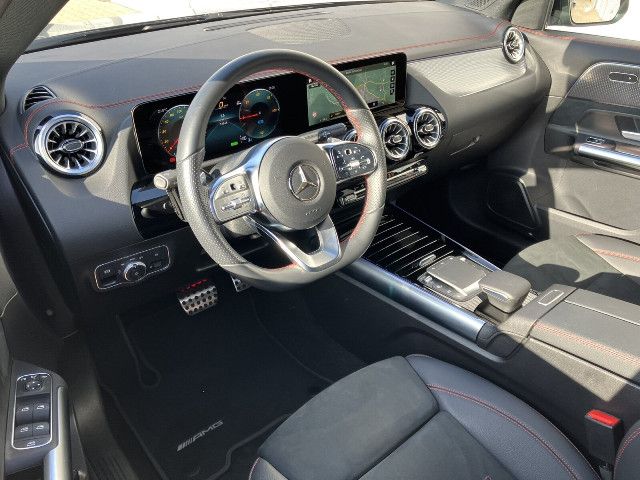 Mercedes-Benz EQA 300 4MATIC