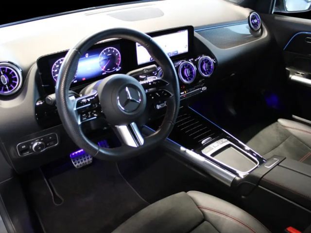 Mercedes-Benz GLA 220 4MATIC AMG Line