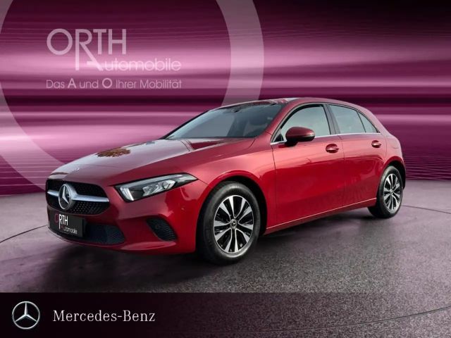 Mercedes-Benz A 180 A 180 d