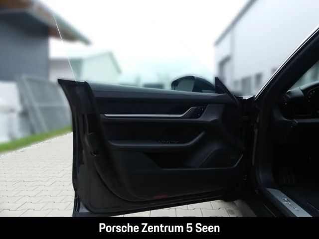 Porsche Taycan Sport Turismo