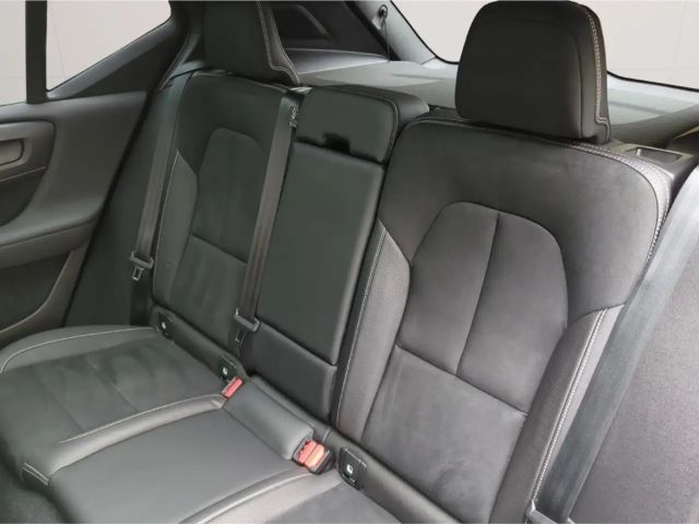 Volvo XC40 R-Design Recharge Twin Engine