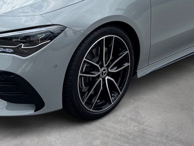 Mercedes-Benz CLA 200 Shooting Brake