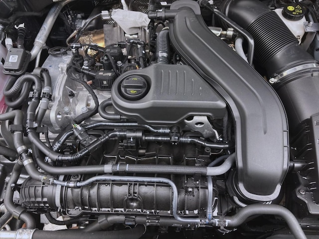 Volkswagen Golf 1.5 eTSI DSG