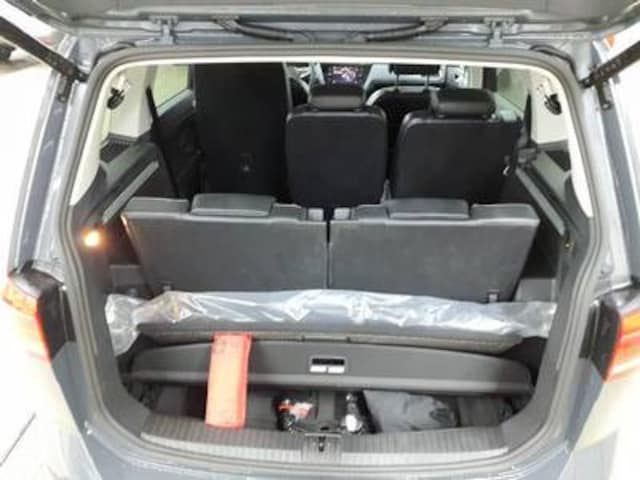 Volkswagen Touran 1.5 TSI DSG IQ.Drive