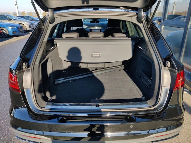 Audi A4 35 TFSI Avant S-Tronic