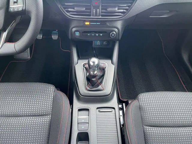 Ford Focus EcoBoost ST Line