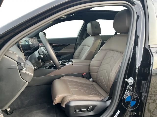 BMW 520 520i M-Sport Sedan