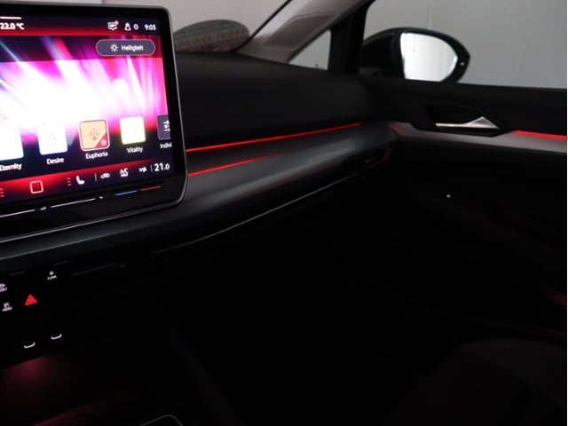 Volkswagen Golf 1.5 eTSI DSG Golf VIII Variant