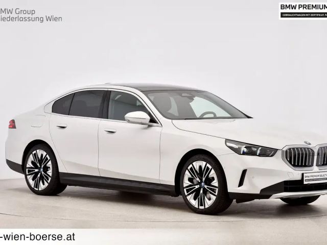 BMW i5 Sedan eDrive40