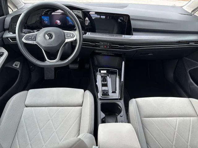 Volkswagen Golf Style eHybrid