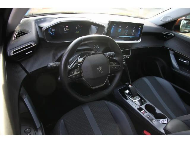 Peugeot E-2008 Allure Pack