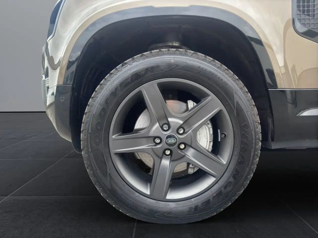 Land Rover Defender 110 D300 Dynamic SE