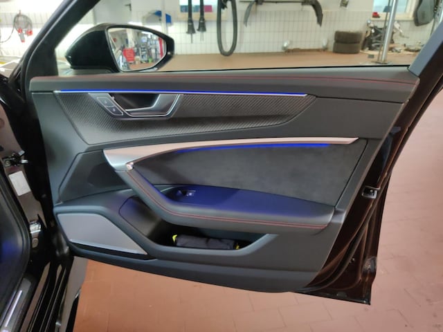 Audi RS6 Avant Quattro