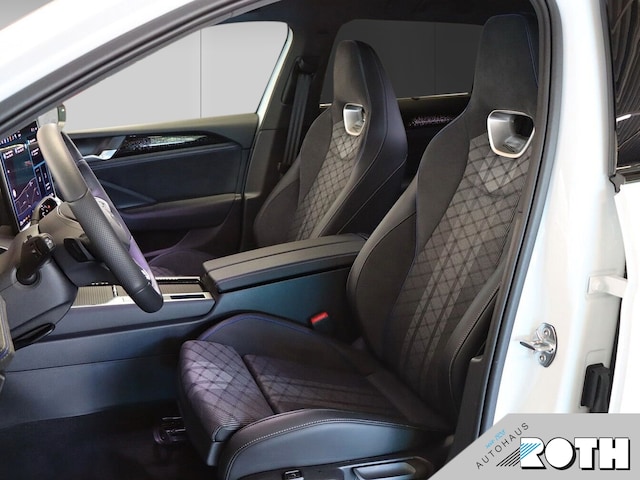 Volkswagen Passat DSG R-Line