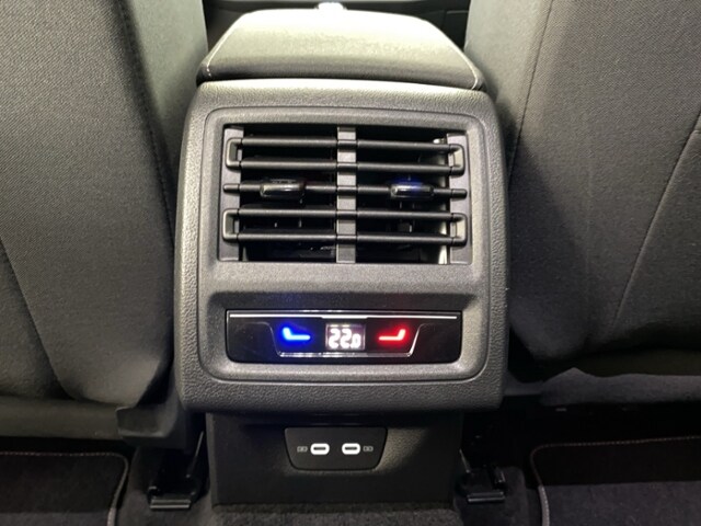 Volkswagen Golf 1.5 TSI Golf VIII