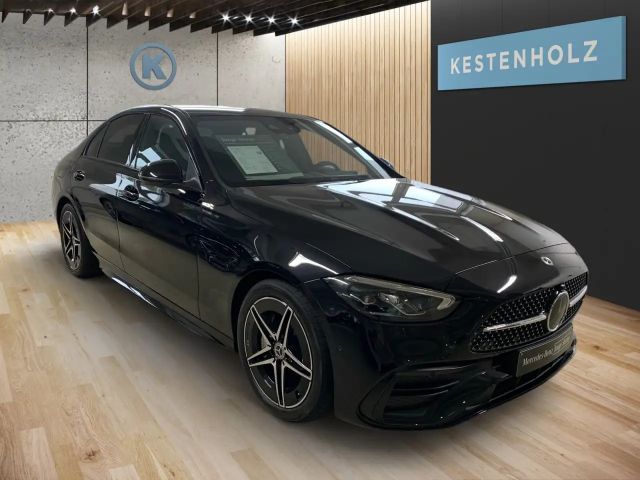 Mercedes-Benz C 200 AMG Line Sedan